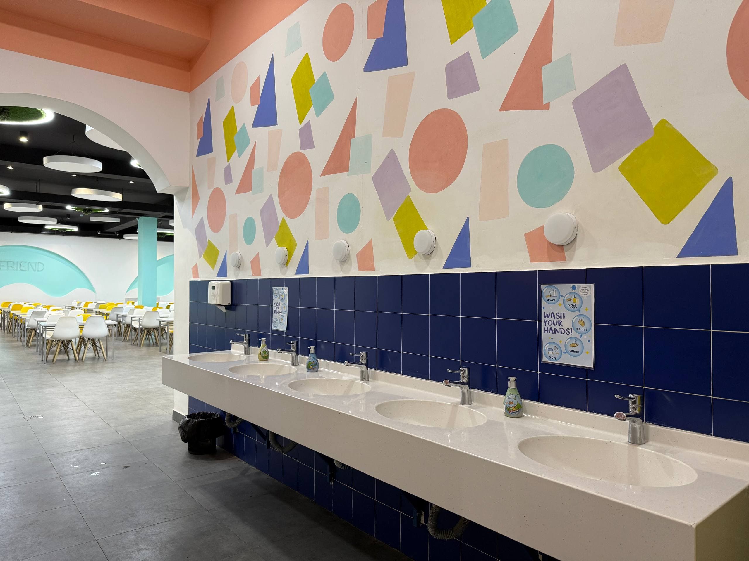 Library and reading zone